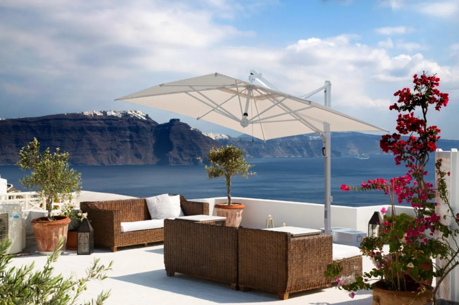 sandy|ampelschirm-scolaro-galileo-white-garten2.jpg